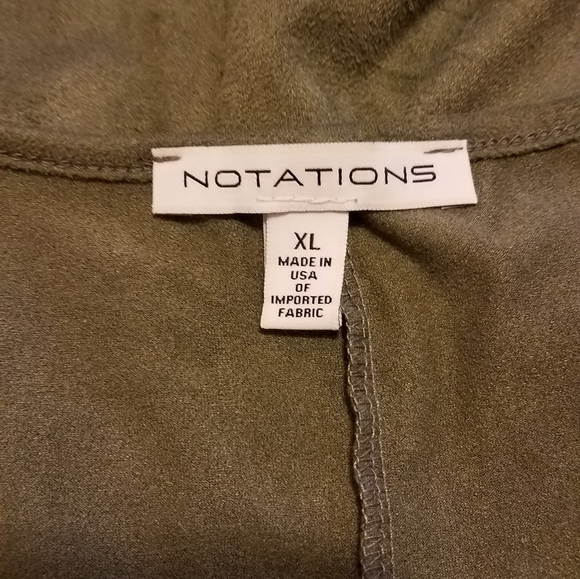 Sage Green 3/4 Sleeve Blouse with Lace Detail - Picture 5 of 8